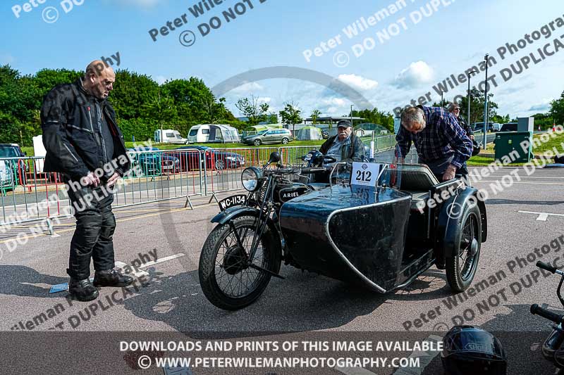 Vintage motorcycle club;eventdigitalimages;no limits trackdays;peter wileman photography;vintage motocycles;vmcc banbury run photographs